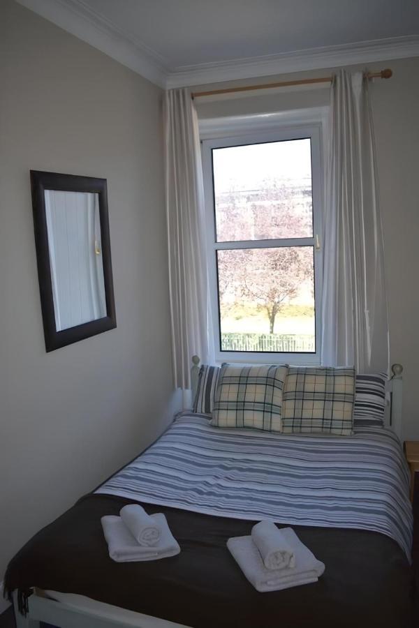 Edina Place -Lovely Central One Bedroom Apartment Edinburgh Kültér fotó
